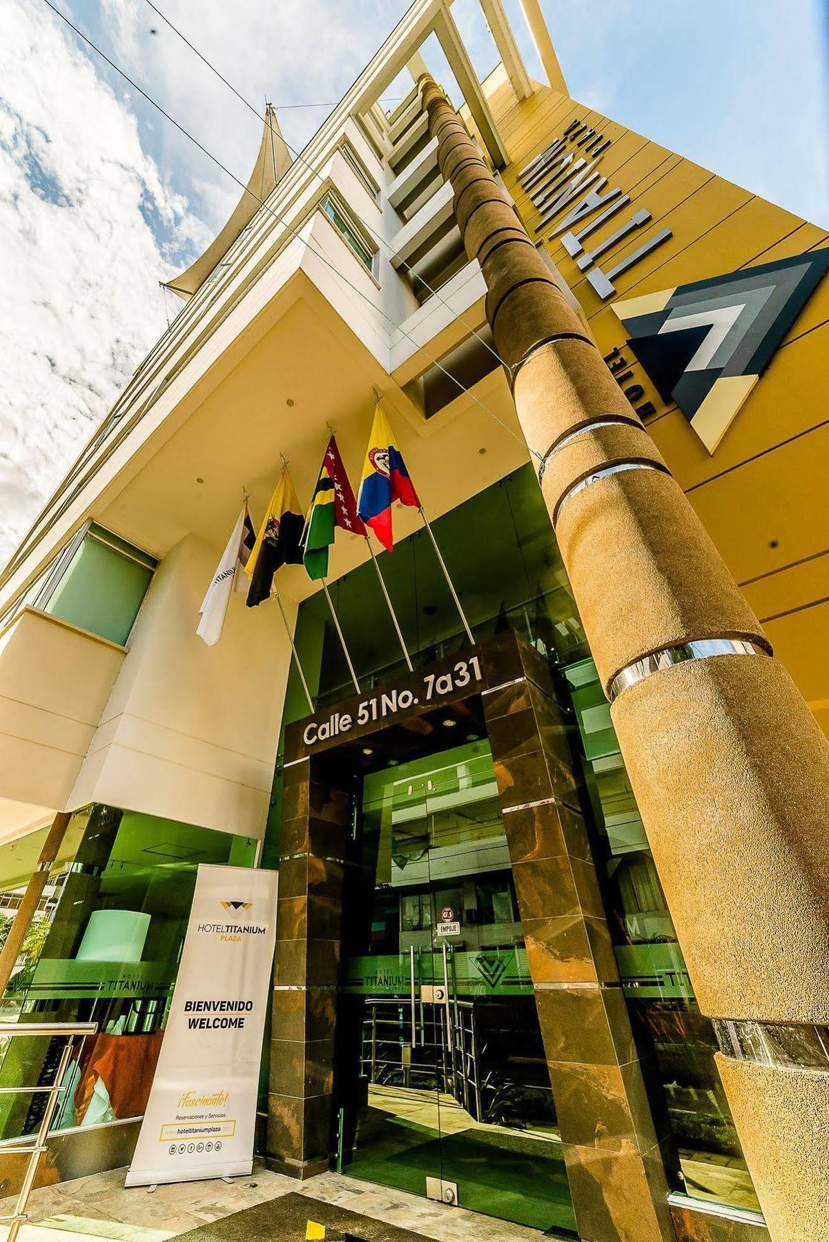Hotel Titanium Plaza Barrancabermeja Eksteriør bilde